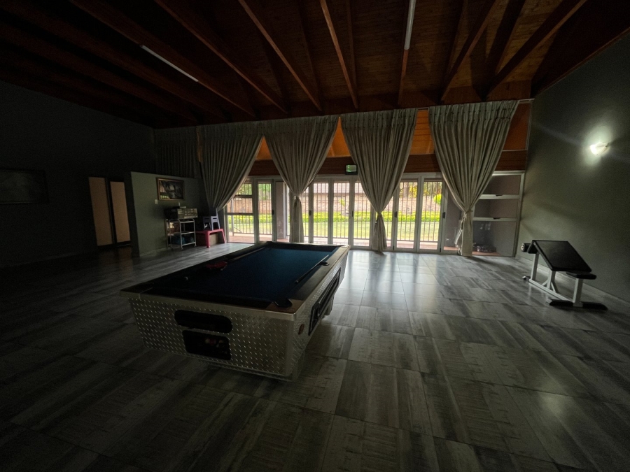5 Bedroom Property for Sale in Van Der Hoff Park North West